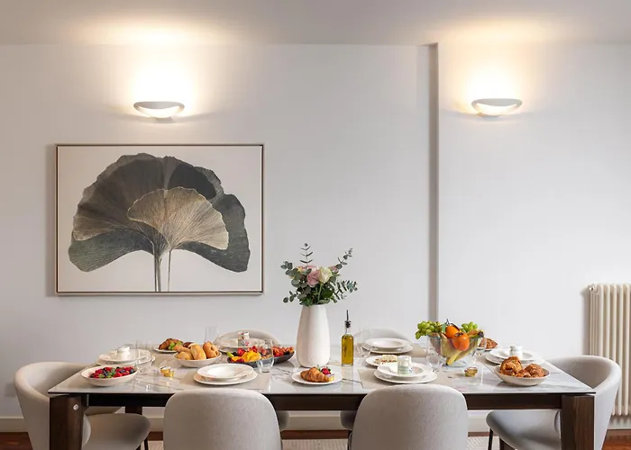 Cullinan Como Lakeview Apartment By Petra Luxury